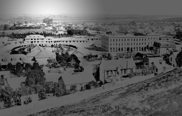 1876 plaza elAliso
